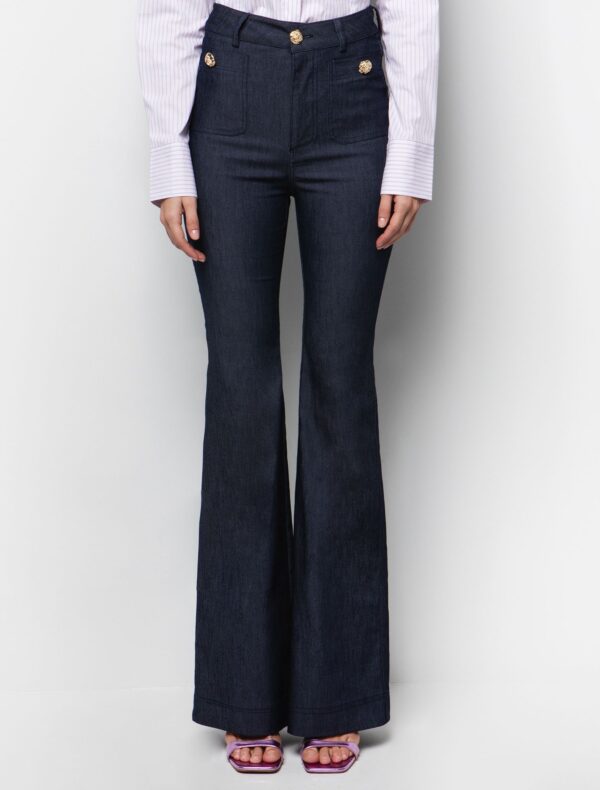 Bootcut παντελόνι σε denim όψη