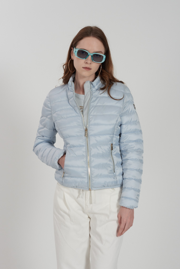 Jacket με σηκωτό γιακά
