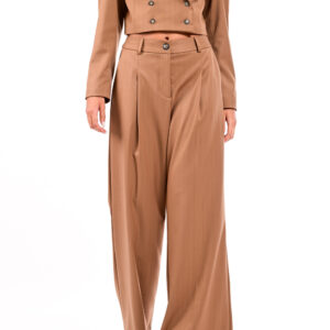 Wide leg παντελόνα με ρίγα