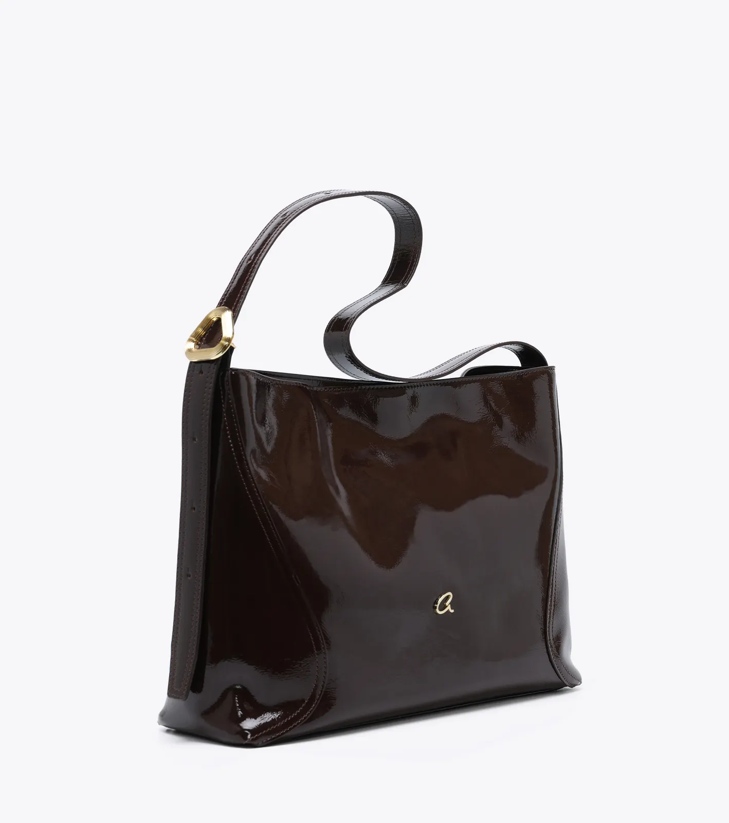 Τσάντα ώμου λουστρίν με χρυσή αγκράφα - Image 5